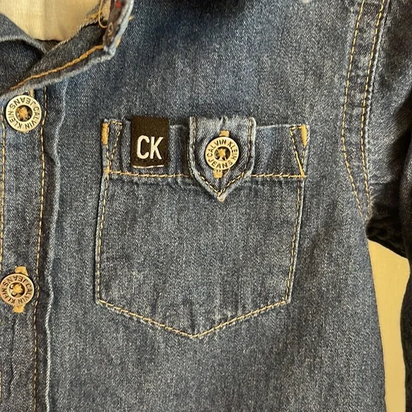 Calvin Klein Denim Button Down Shirt Size 12M EUC - Picture 5 of 11